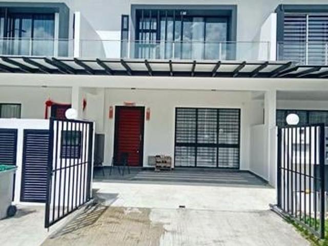 Permas Jaya Straits View Double Storey Renovated Northeast Unit