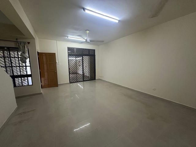 Permas Landed Double Storey Terrace Full Loan Unit For Sale