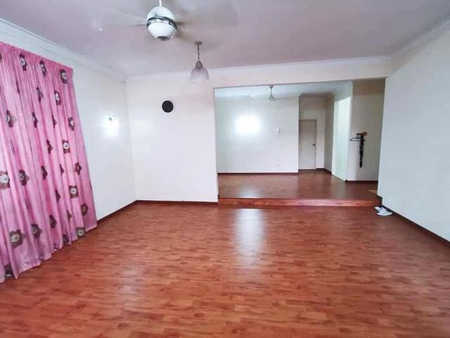 permium luxury bungalow batu kawan for rent