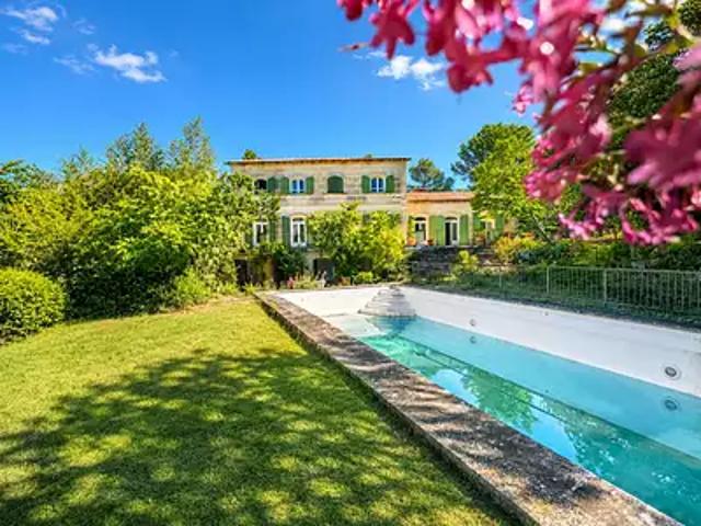 Pernes les Fontaines 84210 Achat / Vente maison 10 pièces t10 piscine jardin