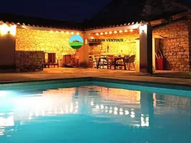 Pernes les Fontaines 84210 Achat / Vente maison 11 pièces t11 au dernier étage parking