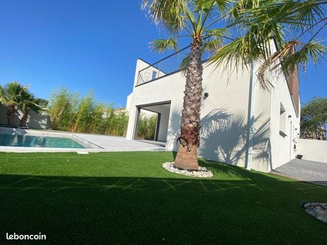 Perols centre belle villa contemporaine avec piscine