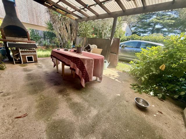 PÉROLS Villa de plain pied 4 pièces sur terrain de 440 m2