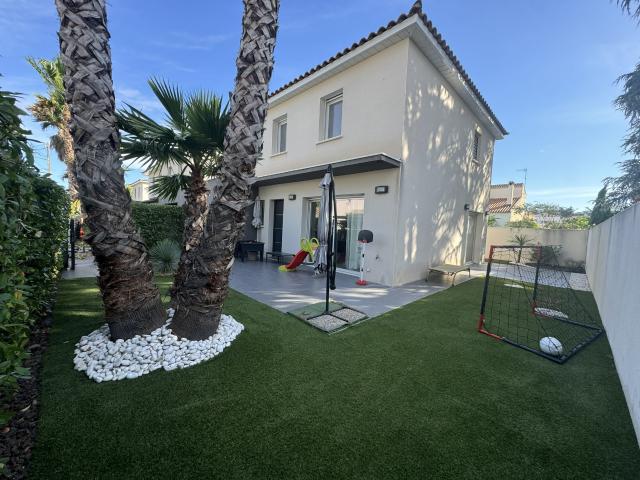 PEROLS VILLA T5 CONTEMPORAINE
