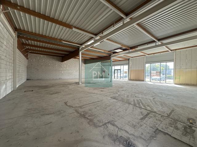 PERONNE LOCAL COMMERCIAL 370m2