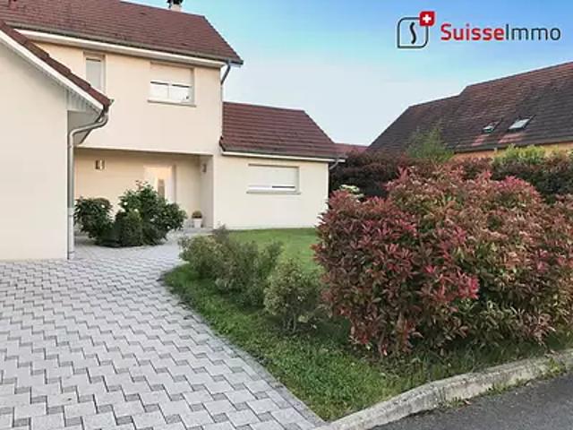 Pérouse 90160 Achat / Vente maison 6 pièces t6 au dernier étage parking
