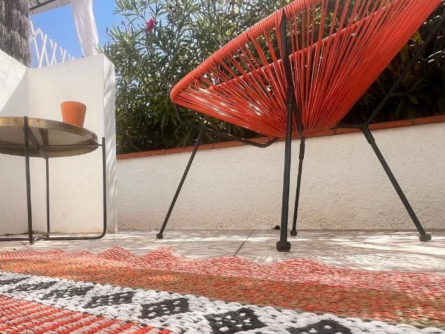 PERPI SUD Chambre accès privé Villa Moderne