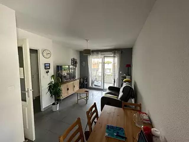 Perpignan 66100 Location appartement 2 pièces t2 au dernier étage terrasse