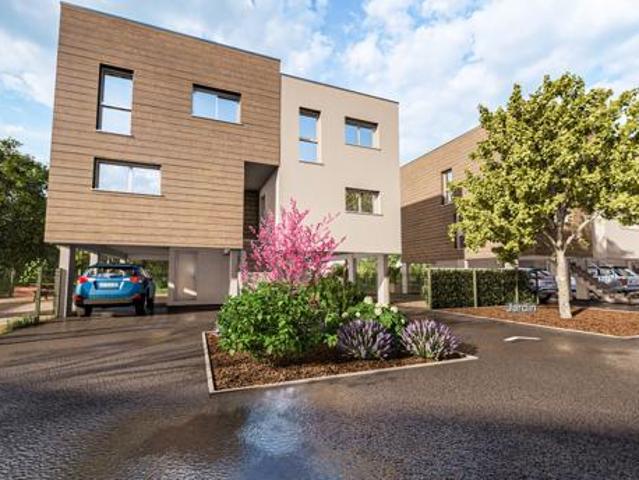 PERPIGNAN CENTRE: MAISON 4 PIECES 3 FACES PARKING