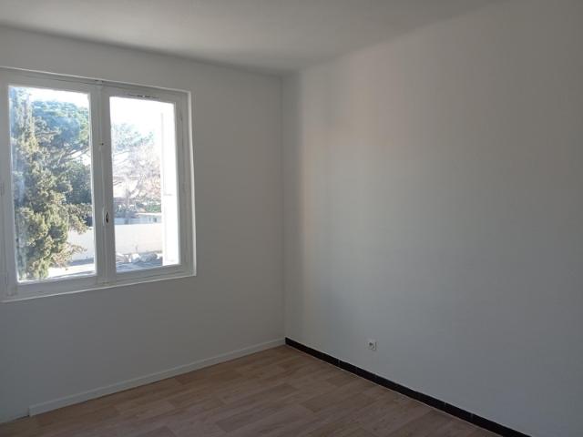 PERPIGNAN Idéal investisseur ! 55000EUR F2 avec cours securi