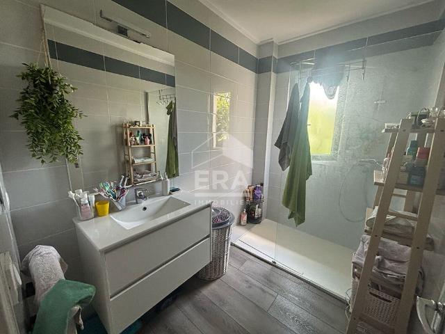 Perpignan La Garrigole: Appartement 4 pièces avec terrasse et garage à louer