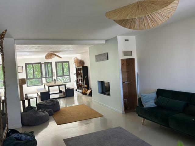 Perpignan square: location meublé duplex F6, terrasse, park