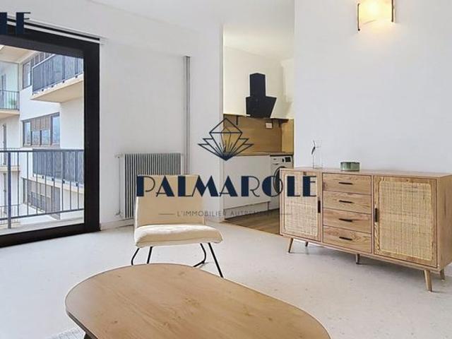 PERPIGNAN PALAIS DES CONGRES STUDIO MEUBLE REFAIT AAVEC STATIONNEMENT