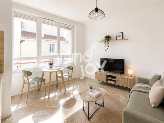 PERPIGNAN QUAI BOURDAN Studio meublé entièrement rénové