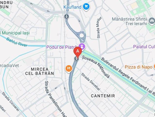 Pers. fizică, închiriez ap. 3 camere, semidecomandat în Iași, b dul D. Cantemir
