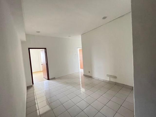 Persiaran Tanjung Apartment Renovated Tampoi