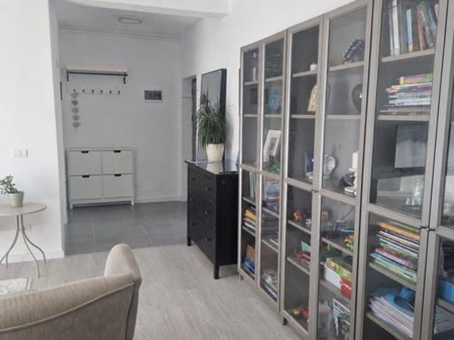 Persoana fizica inchiriez ap 2 camere zona Torontalului/ Mehala