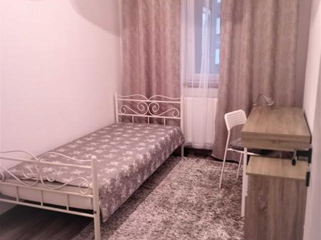 persoana fizica inchiriez apartament 2 camere decomandate
