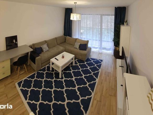 Persoana Fizica Închiriez Apartament 2 Camere Racadau Tampa Gardens