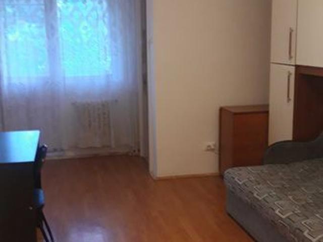 Persoana fizica închiriez garsoniera Galata