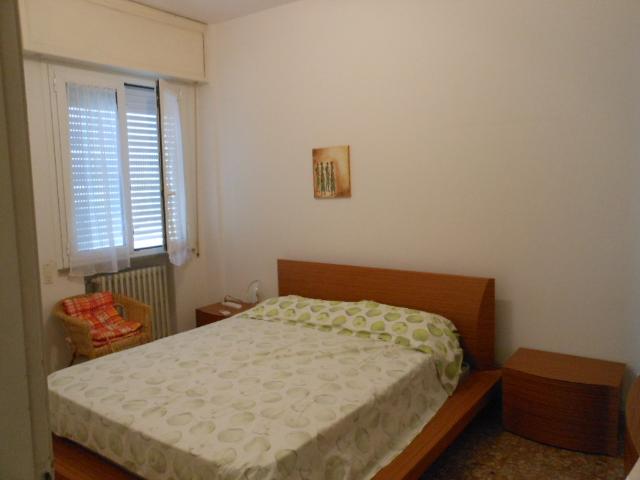 Pesaro ZONA MARE AFFITTASI APPARTAMENTO COMPLETAMENTE ARREDATO