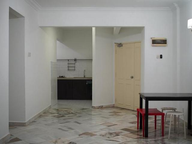 Pesona Villa 3 Bedroom 2 Bathroom 1 Private parking