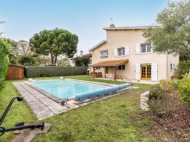 Pessac 33600 Achat / Vente maison 8 pièces t8 piscine jardin