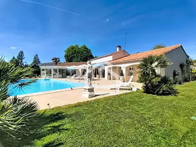 Pessac 33600 Achat / Vente maison 8 pièces t8