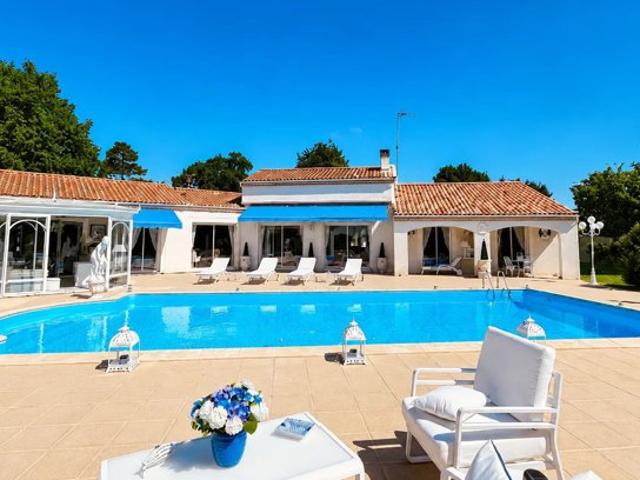 PESSAC MAISON 195M² PISCINE GARAGE TERRAIN 2336M²