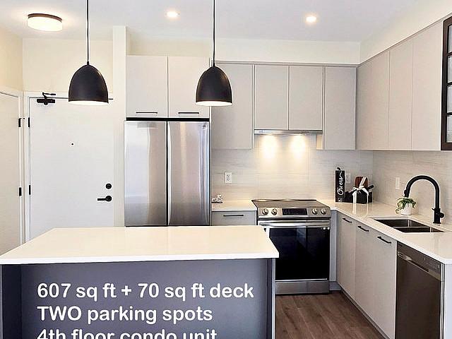 Pet Friendly 1 Bed Condo In Langley With A/c And 2 Parking Spots