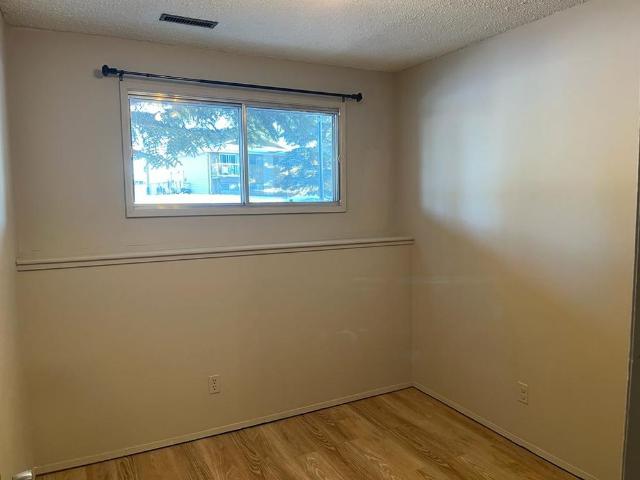 Pet Friendly 2 Bedroom Unit in Clearview Meadows!