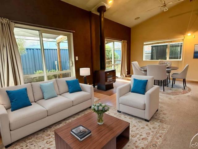 Pet friendly Cozy three bedroom home