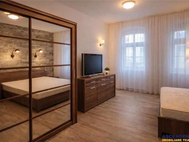 Pet friendly! Garsoniera cocheta si primitoare in Centrul Is
