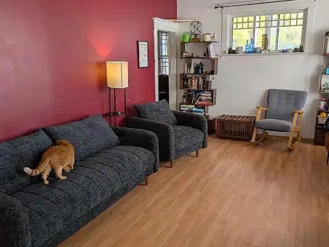 Pet Friendly Home In Mill Creek Ravine 5 Minutes To City Centre