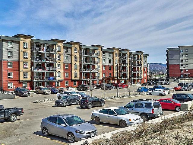 Pet friendly One Bedroom One Bath With In suite Laundry For Rent