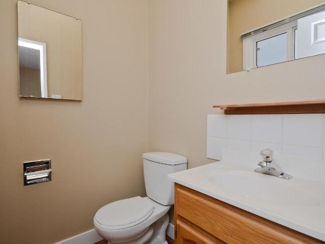 Pet Friendly Legally Suited Home in Kenilworth | Main Floor & Basement Suites Available 2 Bedroom Apartment for Rent at 7416 86 Ave Nw, Edmonton, AB T6B 0K7 Kenilworth