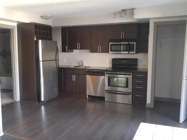 Pet friendly near MRU Bankview