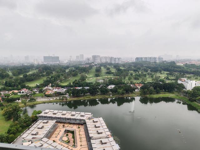Petaling Jaya golf view Plaza For Rent
