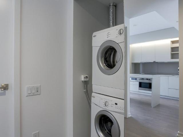 Peter Street 1 Bedroom Apartment for Rent at 101 Peter St, Toronto, ON M5V 0G6 Entertainment District
