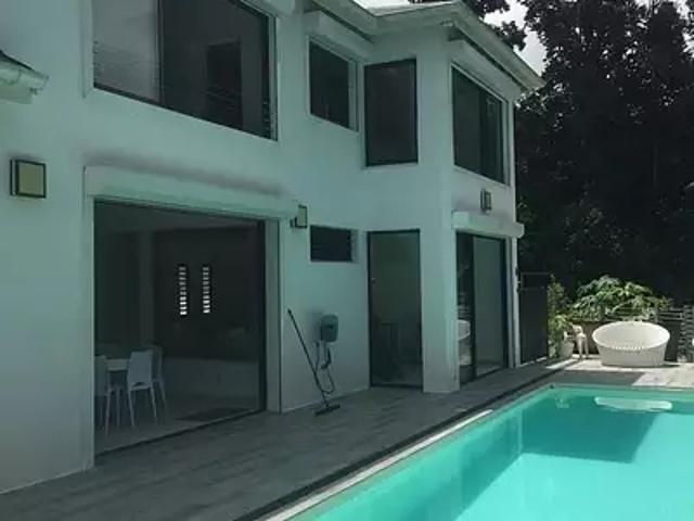 Petit Bourg 97170 Achat / Vente maison 5 pièces t5 piscine jardin