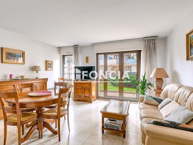 Petit chambord bel appartement avec 2 terrasses et jardin privatif