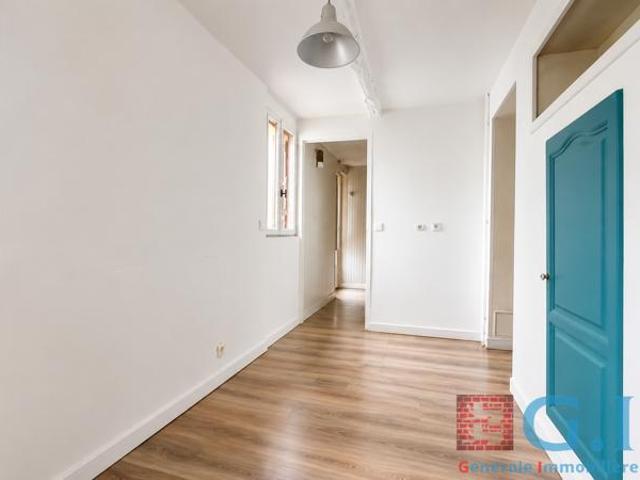 PETIT COURONNE 76650 Centre ville