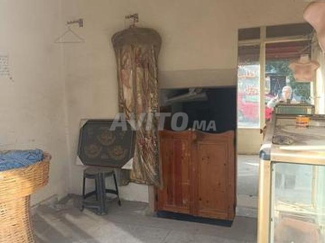 Petit Magasin plus cave