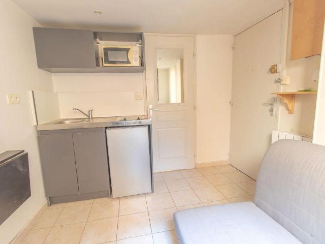 Petit studio meublée Rue Montgolfier à Lyon 6ème