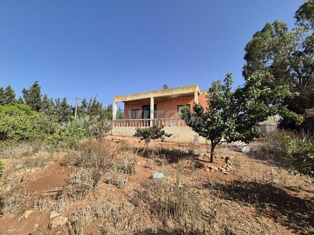Petite ferme de 5200 m² titrée