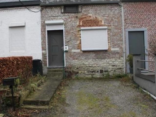 Petite maison avec jardin