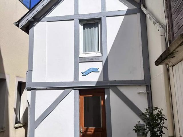 Petite maison dans le centre ville de Houlgate