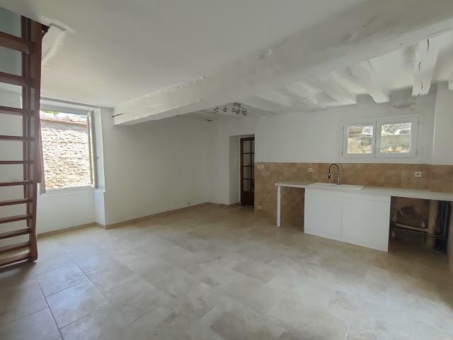 Petite maison de village en duplex à Pringy