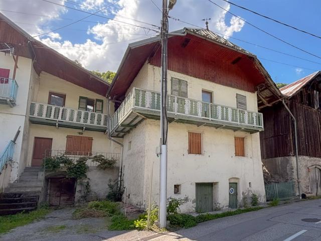 Maison de village à rénover Saint Paul sur Isère Savoie 136m² Saint Paul sur Isère