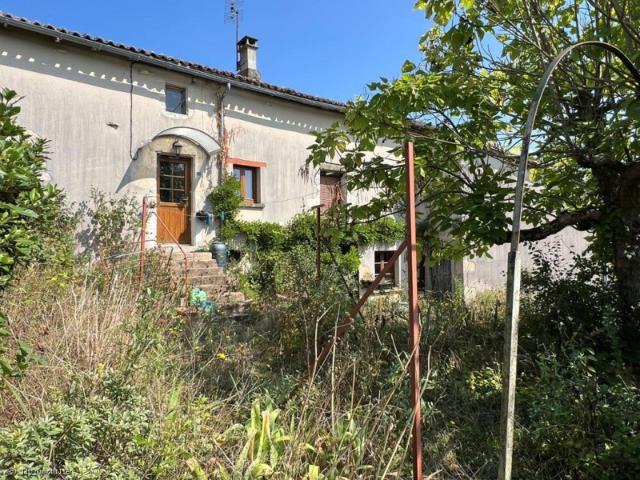 Petite Maison de Ville à Champagne Mouton